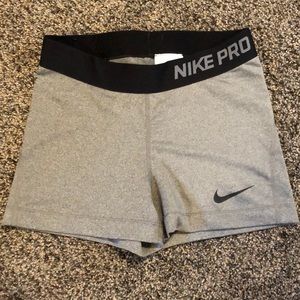 Nike Pro SMALL